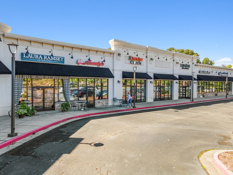 More Photos Of 735 N Main St, Alpharetta Unknown For Lease