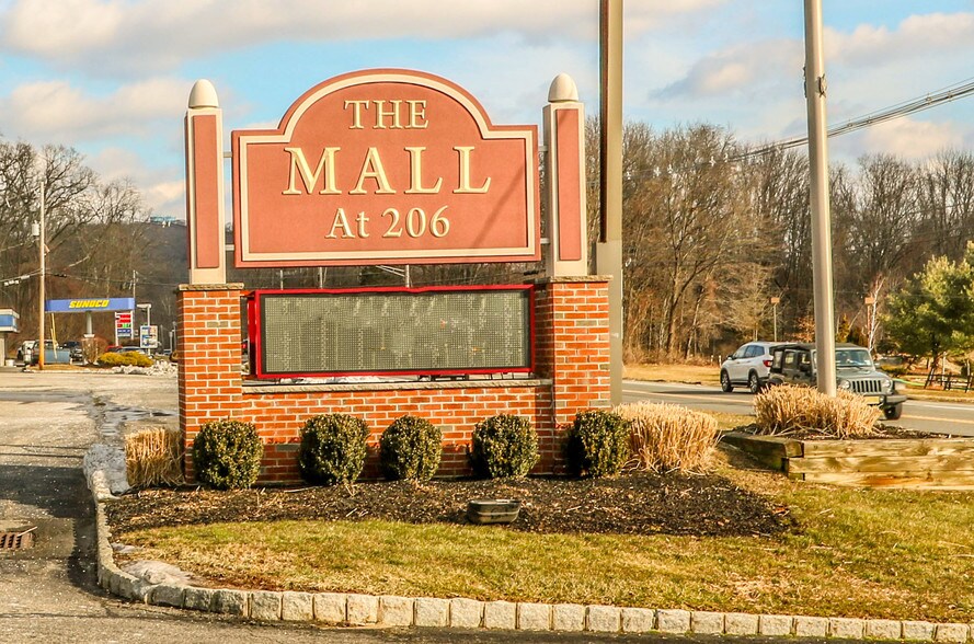 More Photos Of 240 US Highway 206, Flanders Restaurant For Lease