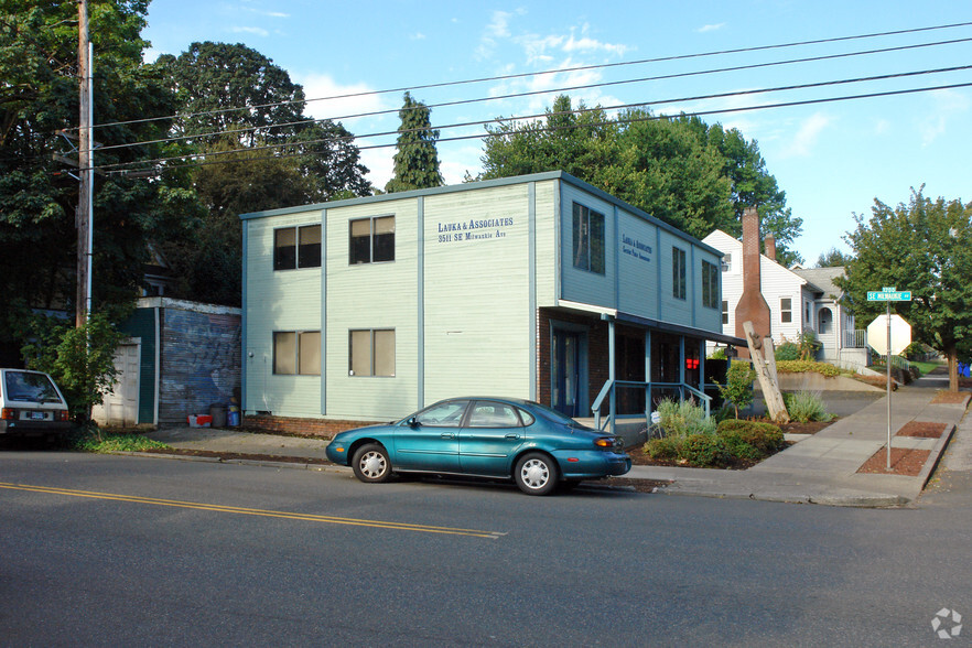 Primary Photo Of 3501-3511 SE Milwaukie Ave, Portland Office For Sale