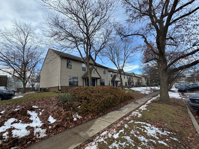 More Photos Of 421-439 S Chauncey Ave, West Lafayette Apartments For Sale