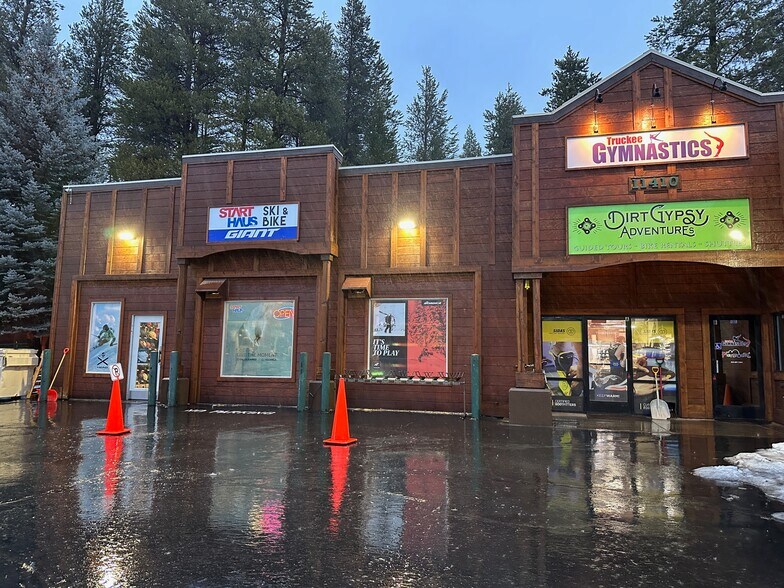 Primary Photo Of 11410-11420 Deerfield Dr, Truckee General Retail For Lease