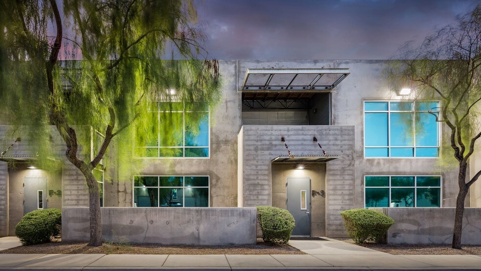 More Photos Of 4040 E Post Rd, Las Vegas Showroom For Sale