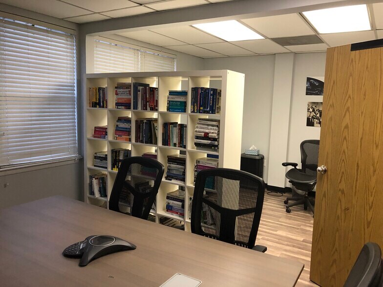 More Photos Of 271 US Highway 46, Fairfield Office For Lease