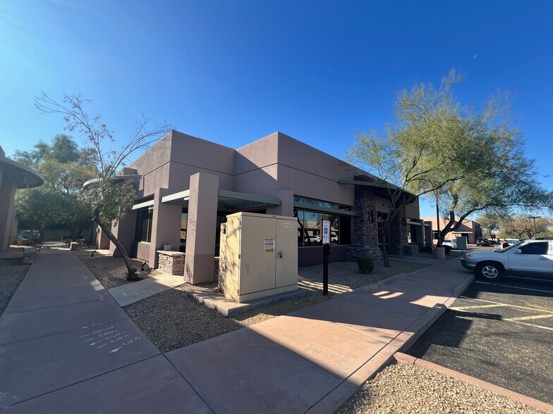 More Photos Of 6677 W Thunderbird Rd, Glendale Medical For Sale