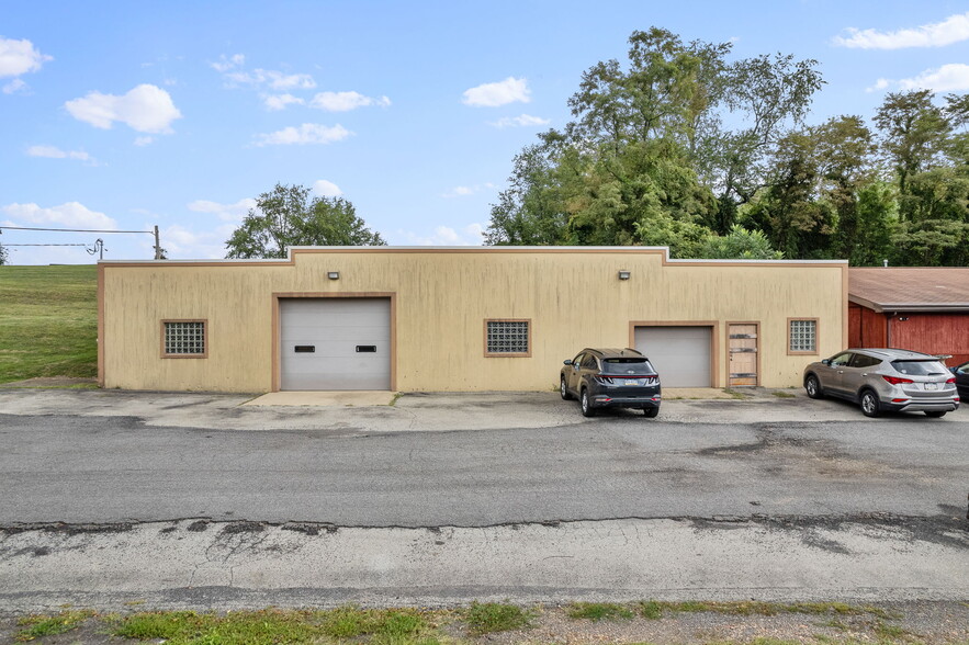 Primary Photo Of 2705 Route 136, Eighty Four Auto Repair For Lease