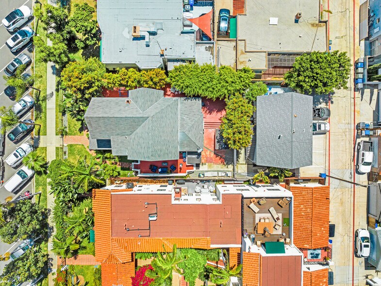 More Photos Of 870 D Ave, Coronado Apartments For Sale