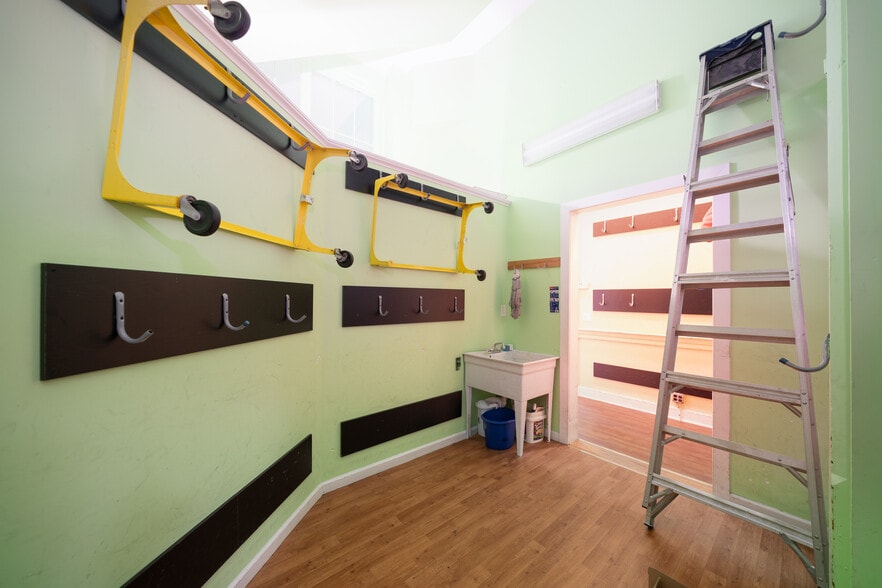 More Photos Of 1 Newark St, Hoboken Loft Creative Space For Lease