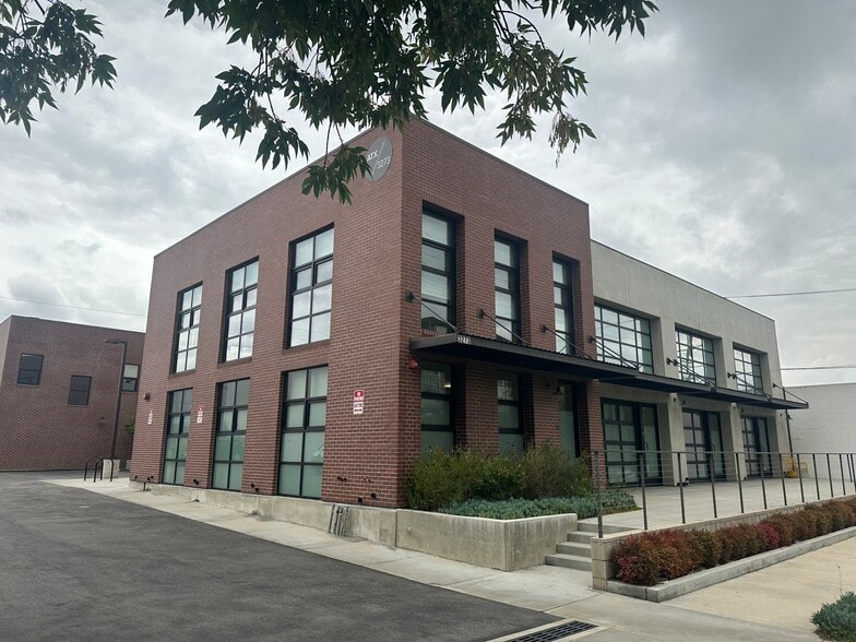 More Photos Of 3273 Casitas Ave, Los Angeles Warehouse For Lease