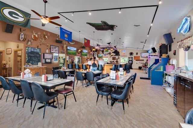 More Photos Of N7625 Parkway Rd, Crivitz Restaurant For Sale