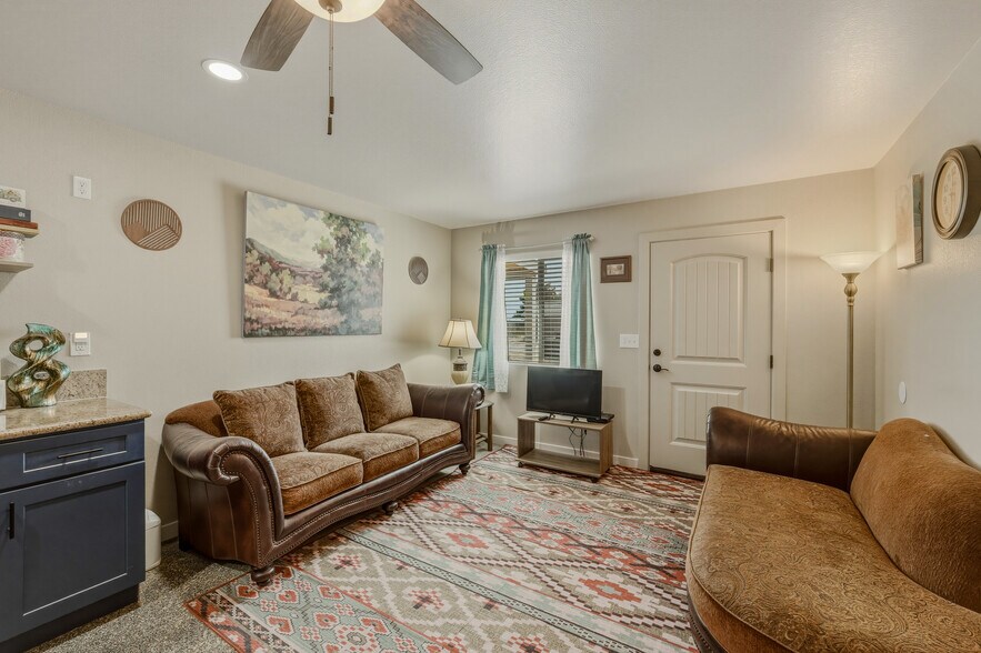 More Photos Of 921 W Leffner Dr, Pahrump Multifamily For Sale