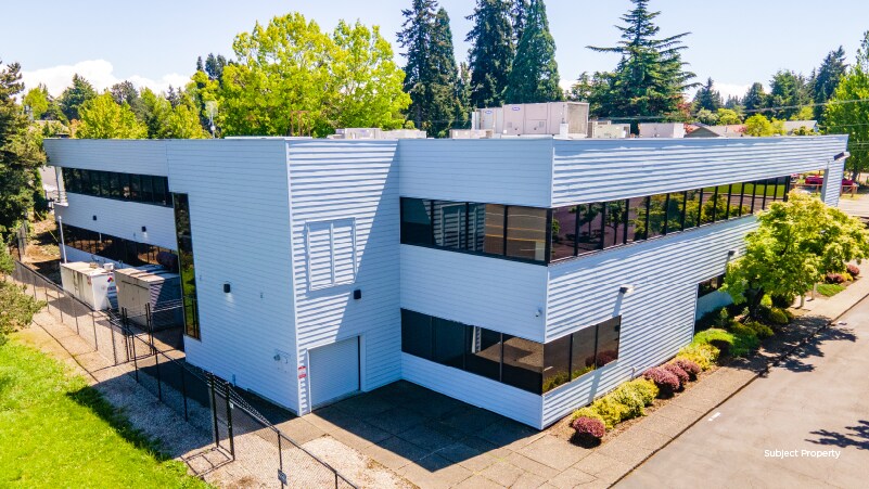 Primary Photo Of 7303 SE Lake Rd, Milwaukie Office For Lease