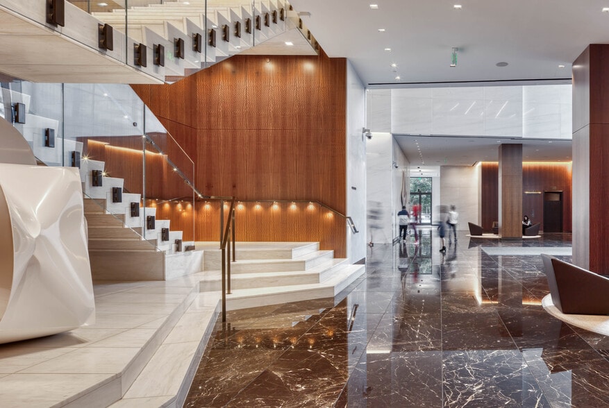 More Photos Of 2001 Ross Ave, Dallas Office For Lease