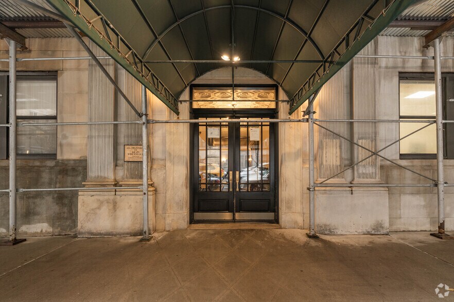 More Photos Of 441-451 W End Ave, New York Apartments For Lease