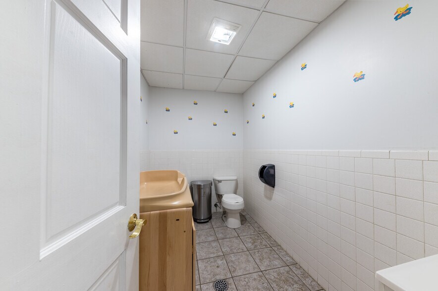 More Photos Of 325 Connellsville St, Uniontown Daycare Center For Sale