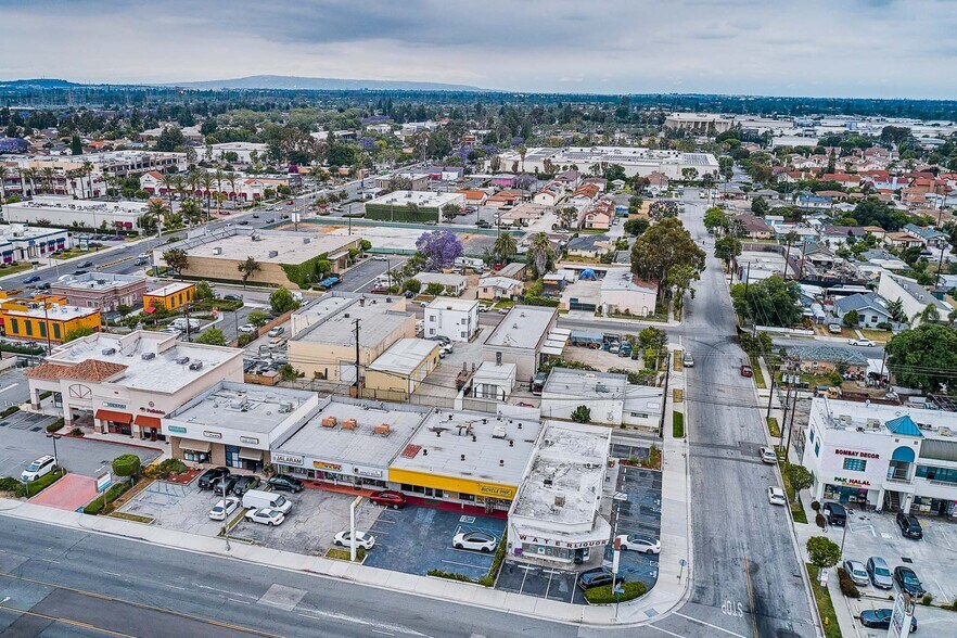More Photos Of 18807-18809 Pioneer Blvd, Artesia Storefront Retail Office For Sale