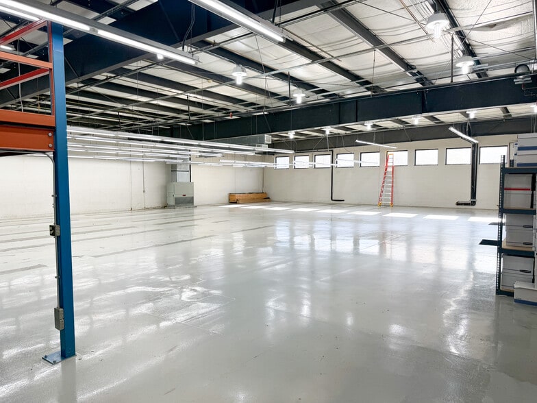 More Photos Of 3480 Lakemont Blvd, Fort Mill Light Distribution For Sale