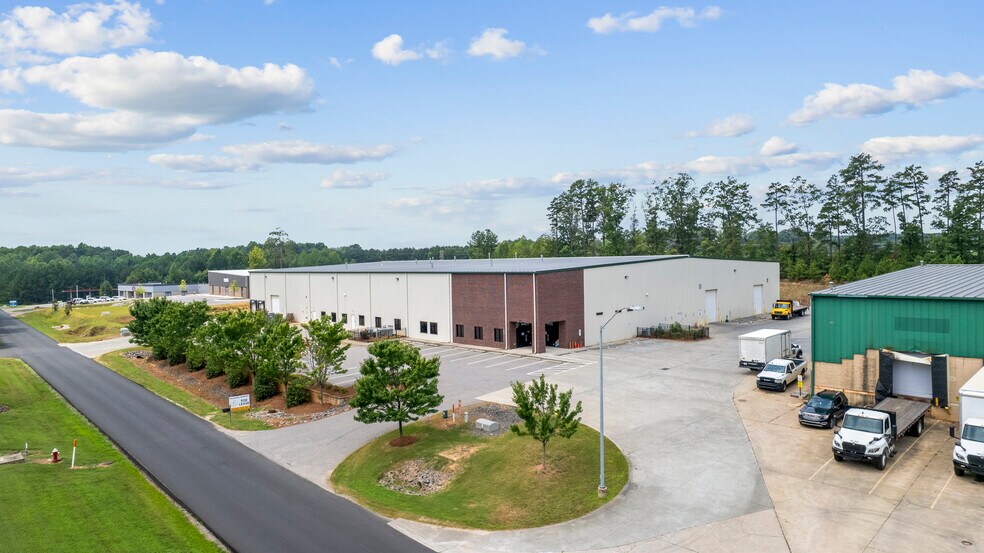 More Photos Of 106 Jeffrey Way, Youngsville Industrial For Lease