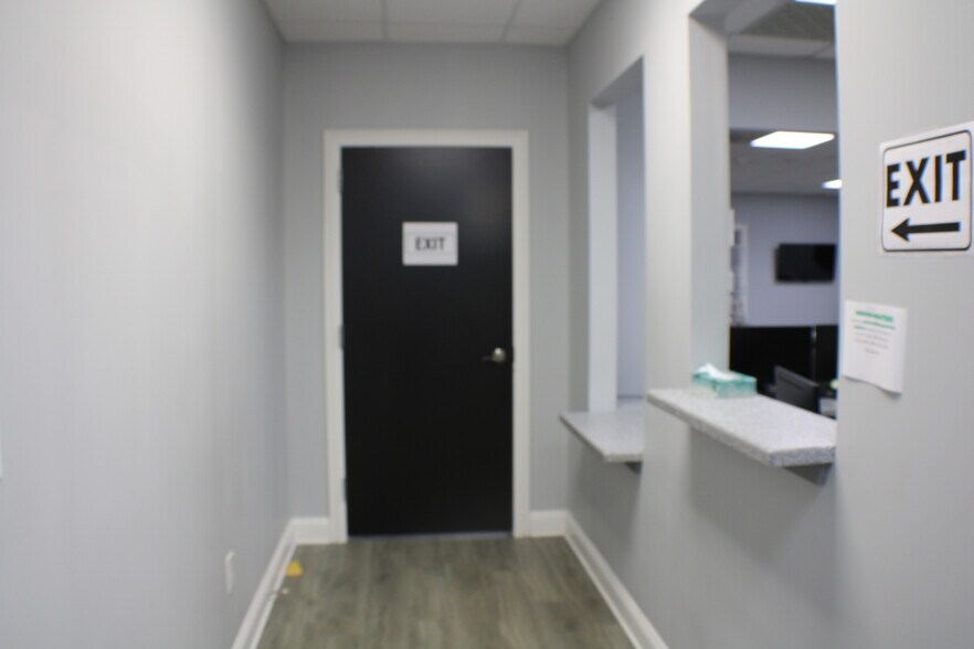 More Photos Of 1930 Charlie Hall Blvd, Charleston Medical For Lease