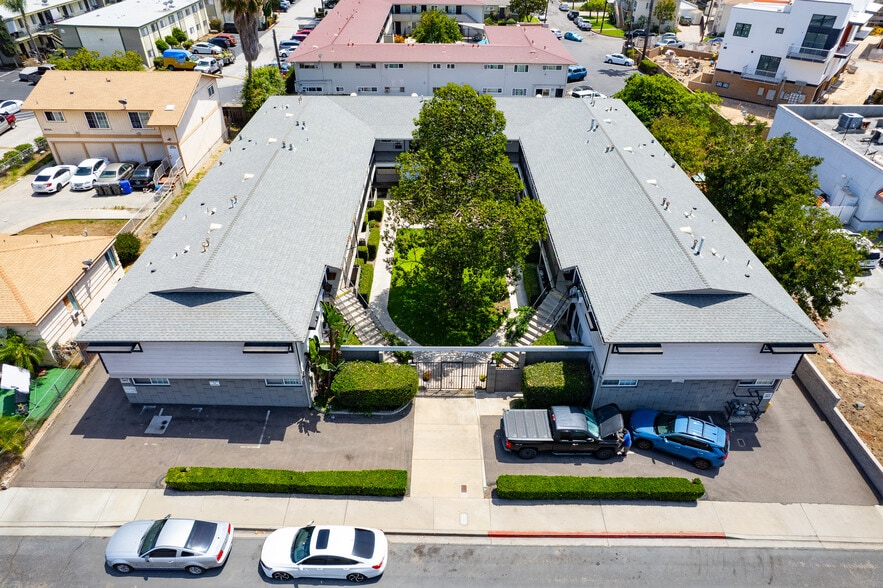 More Photos Of 8969 Grossmont Blvd, La Mesa Apartments For Sale
