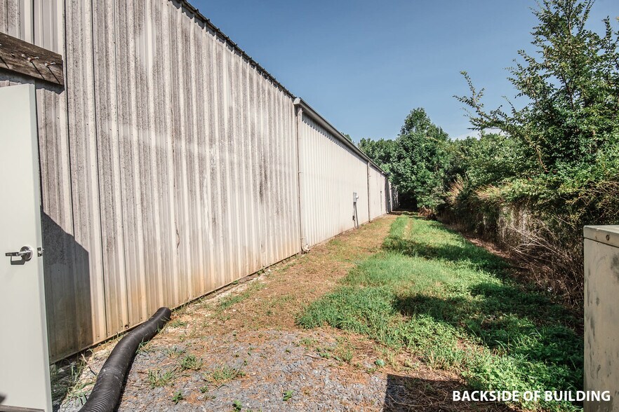 More Photos Of 12445 Grey Commercial Rd, Midland Warehouse For Sale