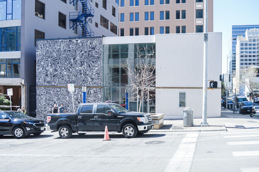 More Photos Of 612 Brazos St, Austin Office For Lease