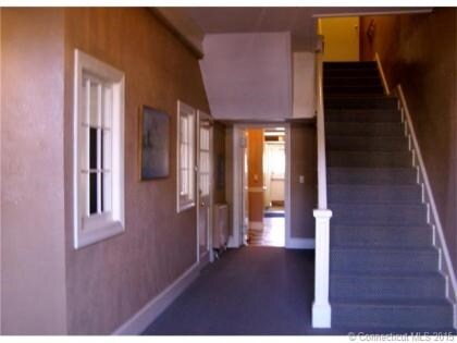 More Photos Of 12 Main St, Essex Office For Lease
