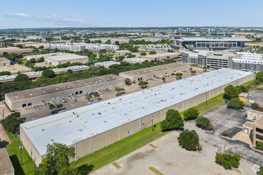 More Photos Of 2200 Denton Dr, Austin Unknown For Lease