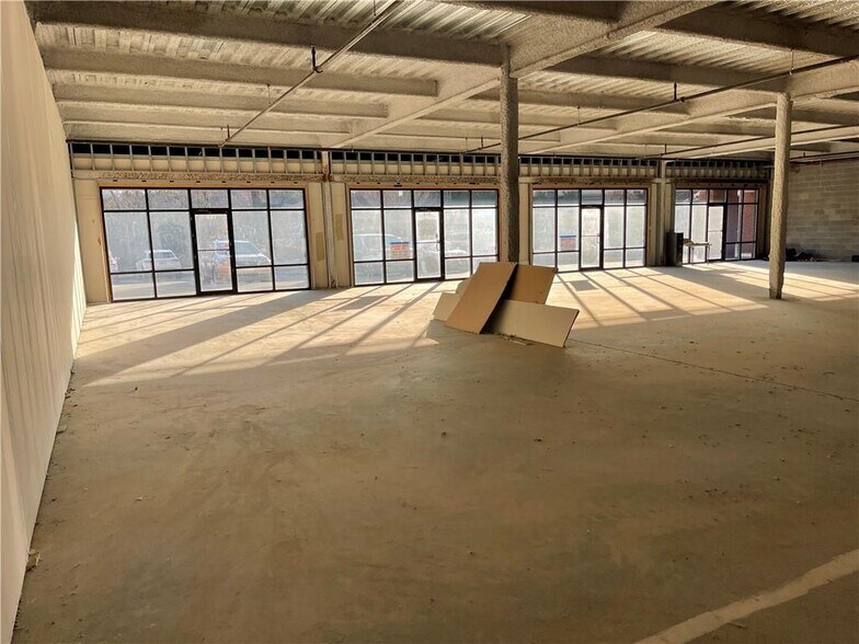More Photos Of 2645 N Berkeley Lake Rd, Duluth Storefront For Sale
