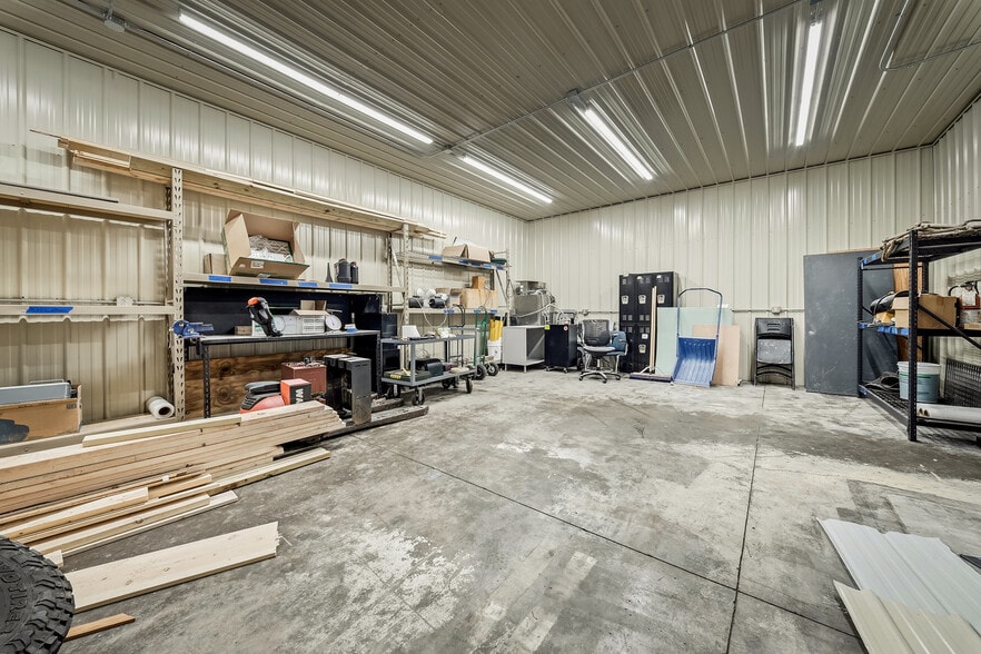 More Photos Of 15 E Walnut St, Chippewa Falls Industrial For Sale