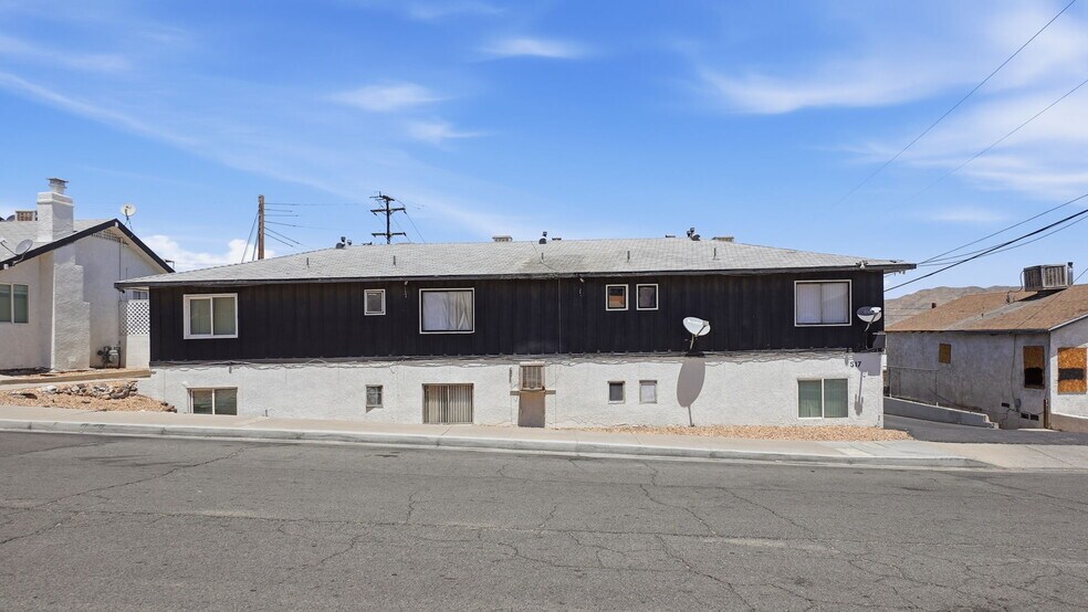 More Photos Of 511-517 E Fredricks St, Barstow Apartments For Sale