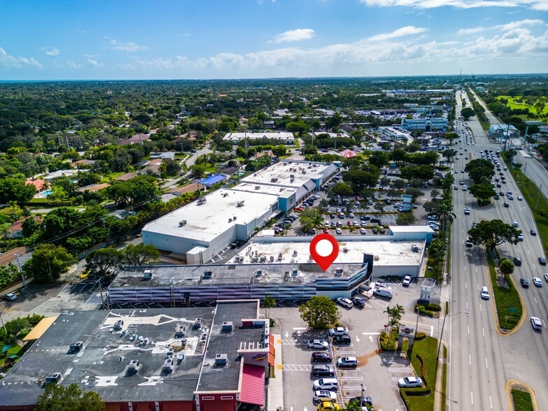 More Photos Of 14951 S Dixie Hwy, Palmetto Bay Freestanding For Lease