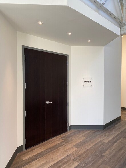 More Photos Of 285 Nicoll St, New Haven Office For Lease