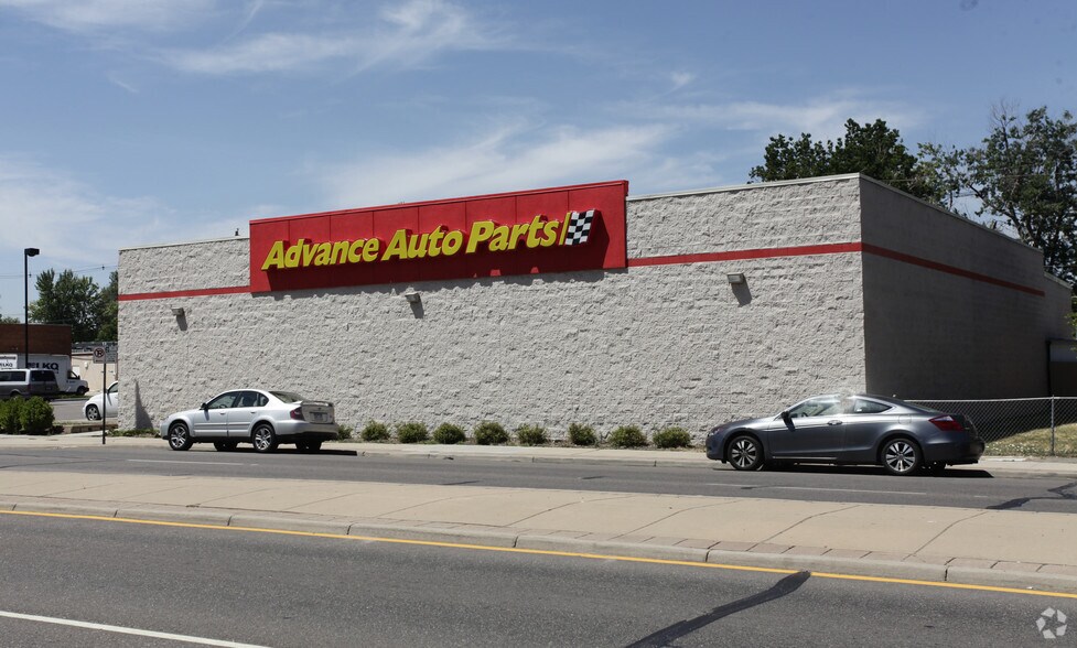 More Photos Of 3191 S Broadway St, Englewood Freestanding For Lease