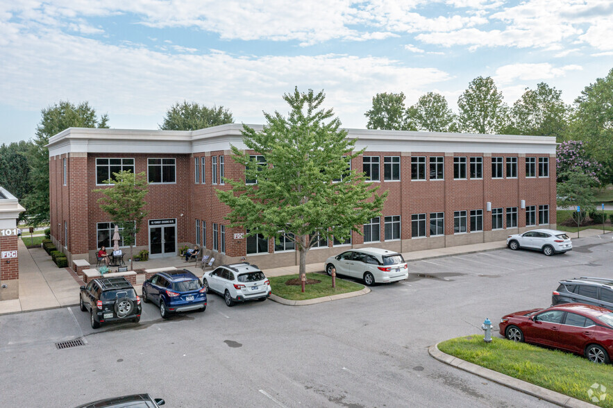 Primary Photo Of 103 Forrest Crossing Blvd, Franklin Office For Lease