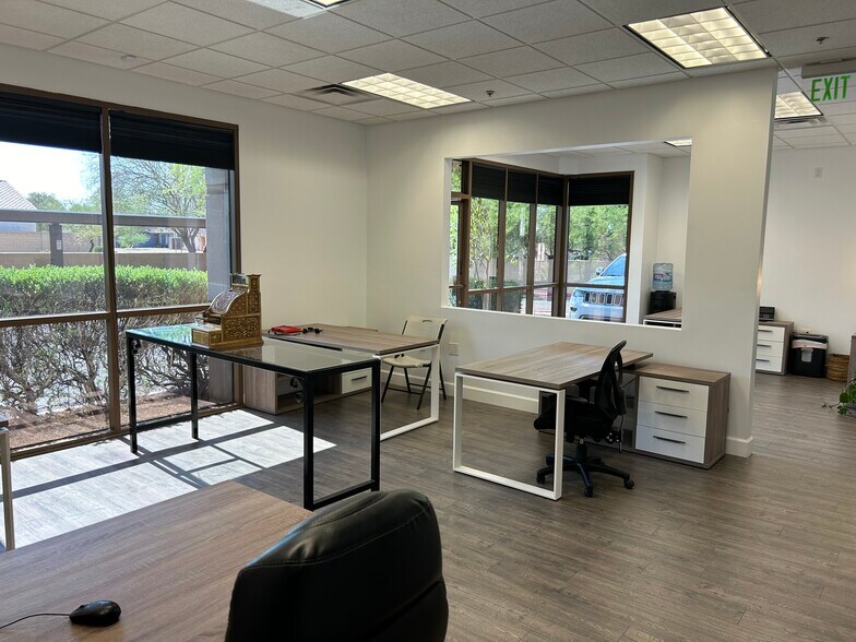 More Photos Of 18205 N 51st Ave, Glendale Office For Lease