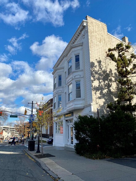 More Photos Of 55 S Park Pl, Morristown Office For Sale