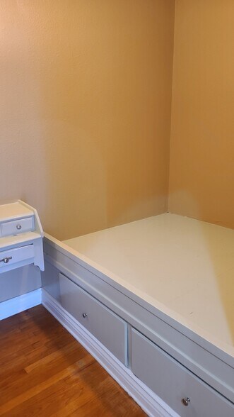 More Photos Of 1147 6th St, Santa Monica Apartments For Sale