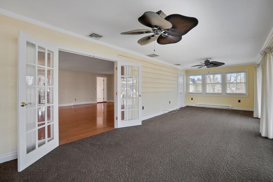 More Photos Of 411 Albany Ave, Kingston Storefront Retail Office For Sale