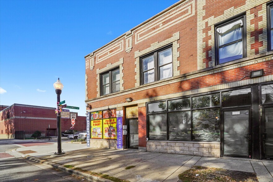 More Photos Of 342 E 71st St, Chicago Apartments For Lease