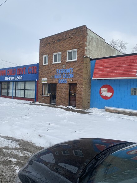 Primary Photo Of 8936 Greenfield Rd, Detroit Storefront For Sale