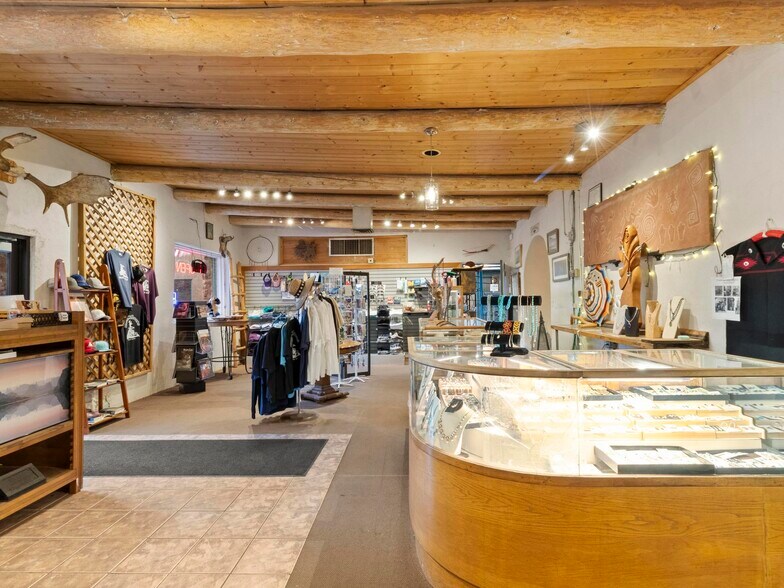 More Photos Of US 163 & San Juan River, Mexican Hat Hospitality For Sale