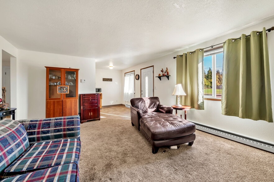 More Photos Of 805-875 Gerth Ave NW, Salem Apartments For Sale