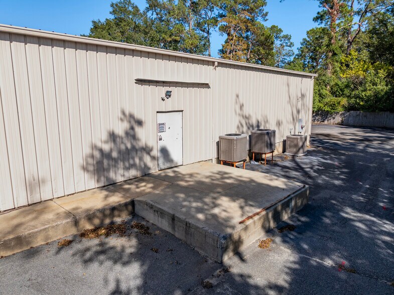 More Photos Of 1619 Tift Ave N, Tifton Freestanding For Sale