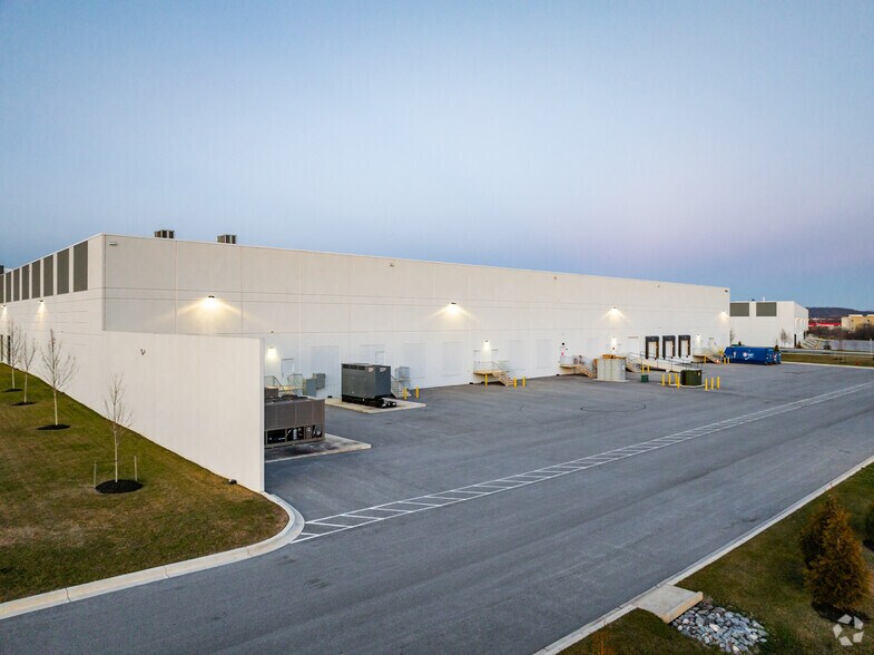 More Photos Of 4930 Executive Ct South, Frederick Research And Development For Sale