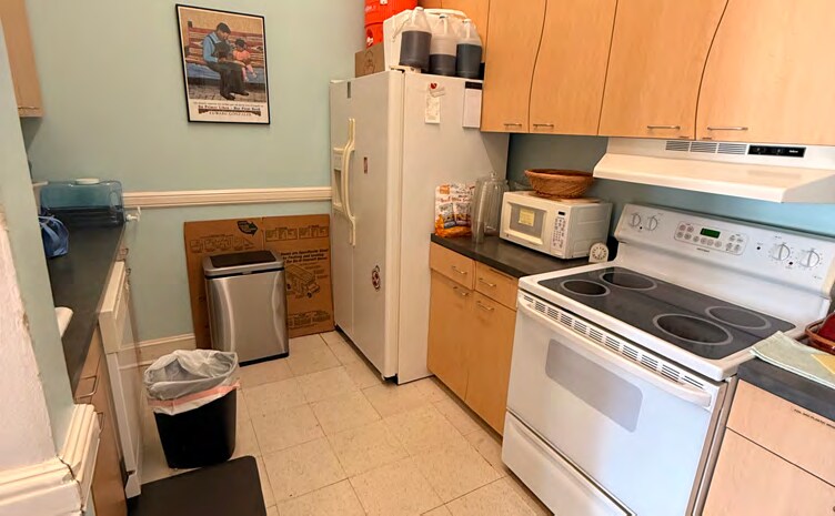 More Photos Of 2007 W Commerce St, San Antonio Daycare Center For Lease