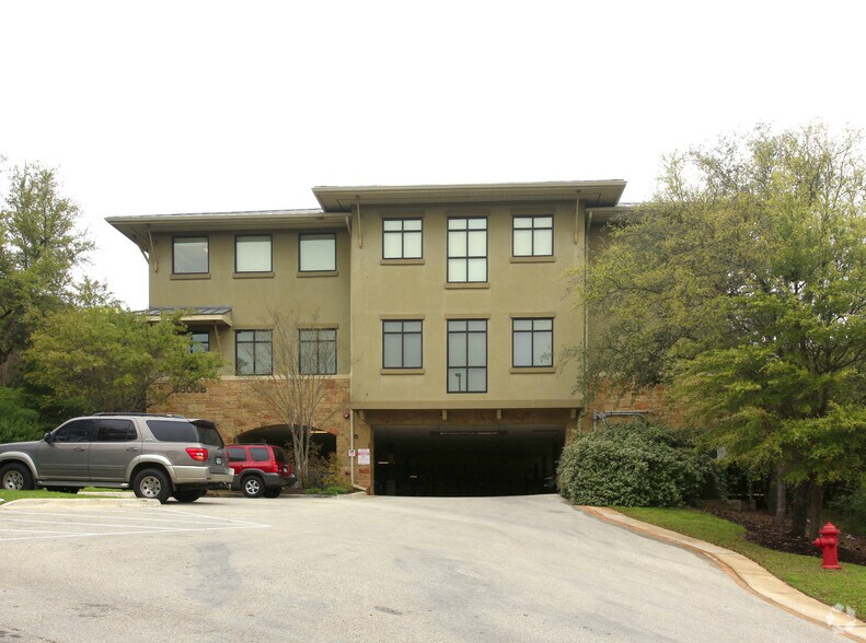 More Photos Of 8500 Bluffstone Cv, Austin Office For Sale