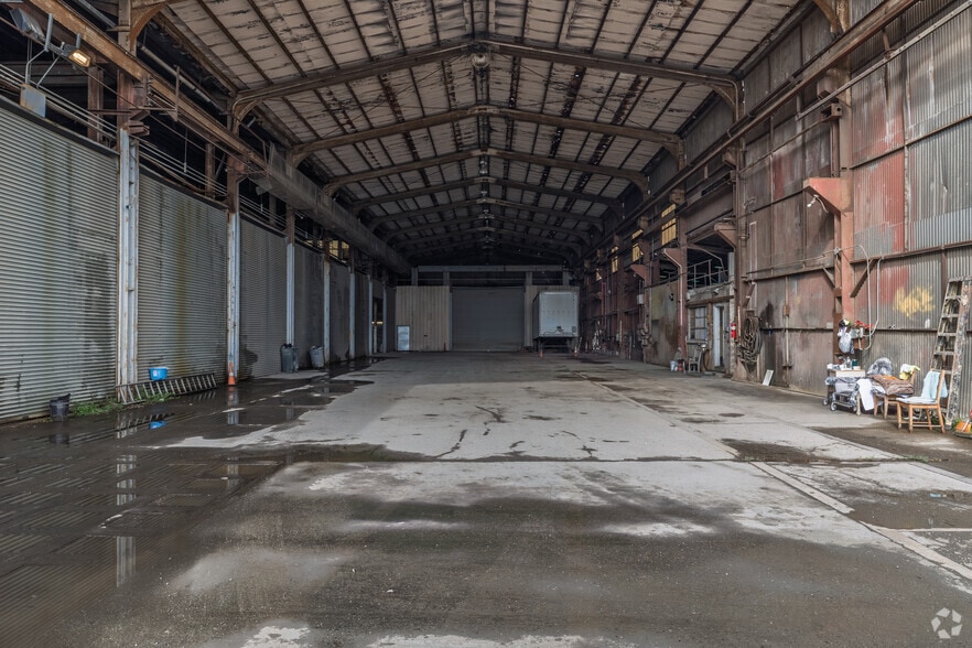 More Photos Of 141 S Maple Ave, South San Francisco Warehouse For Sale