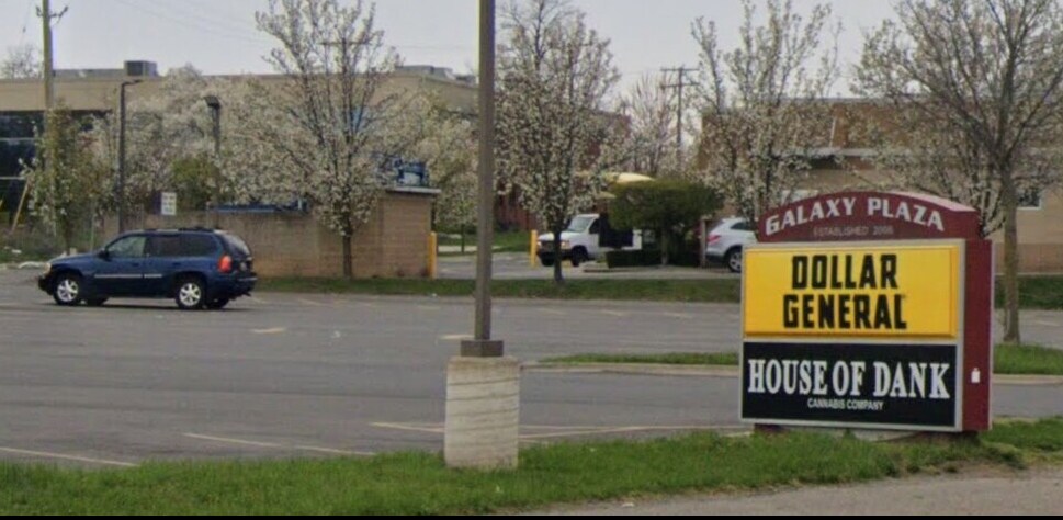 More Photos Of 50 Ecorse Rd, Ypsilanti Storefront For Lease