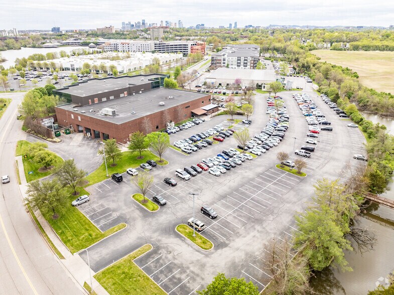 More Photos Of 501 Great Circle Rd, Nashville Office For Lease