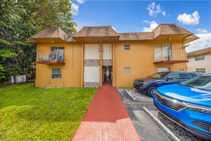 More Photos Of 980 NW 45th Ave, Miami Apartments For Sale